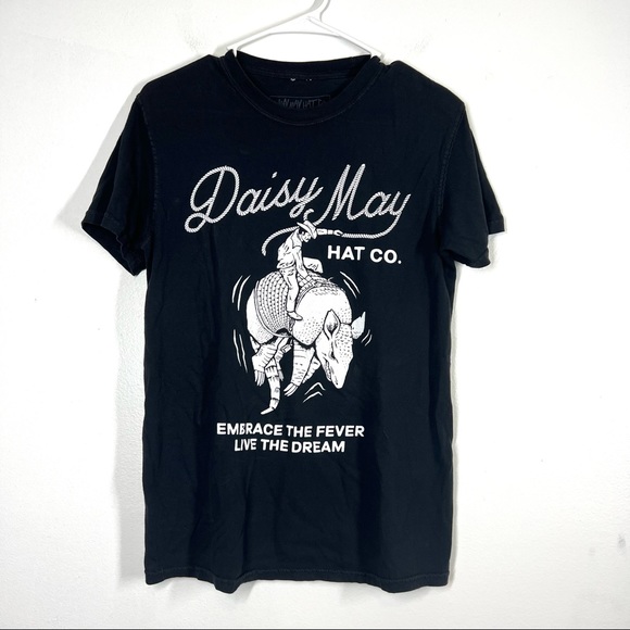 Tops - DAISY MAY Western Rodeo Graphic Tee Cowboy Hat Company Retro Vintage Nashville S